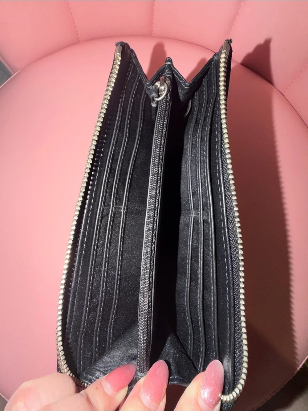 Coach Poppy Black Signature Zip Wallet